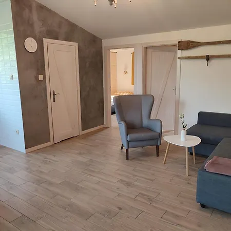 別荘 U Marty W Wielu Na Kaszubach *